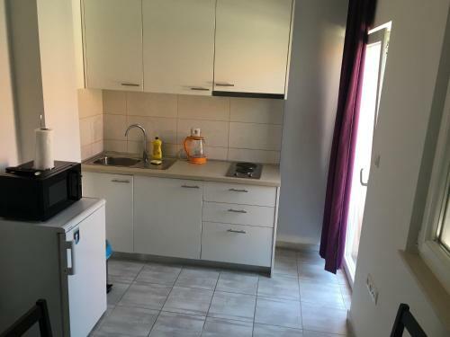 Apartments Mladenka 20m From Marina!