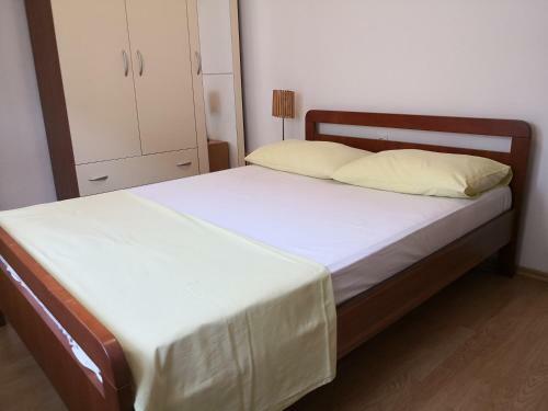 Apartments Mladenka 20m From Marina!