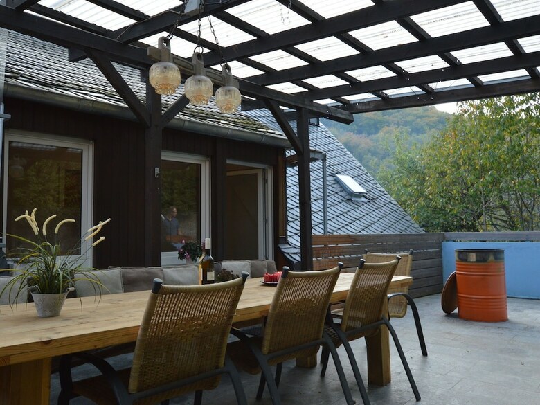 Comfy Holiday Home In Veldenz With Parking