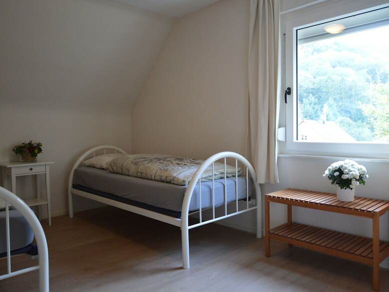 Comfy Holiday Home In Veldenz With Parking