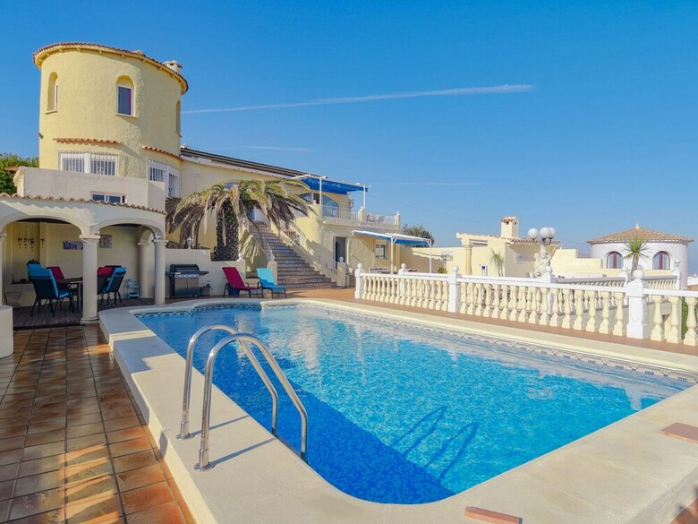 Modern Villa In Pedreguer With Private Pool