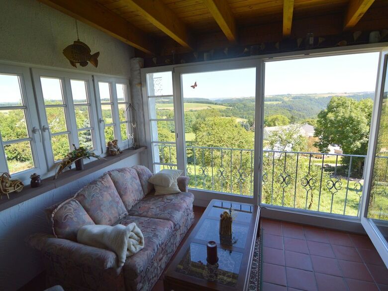 Holiday Home In Ittel With Balcony, Heating, Bbq, Parking