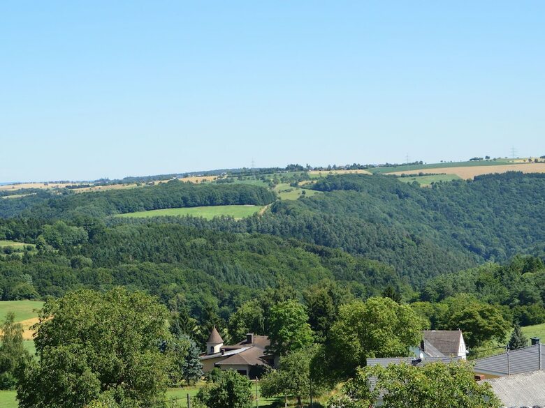 Holiday Home In Ittel With Balcony, Heating, Bbq, Parking
