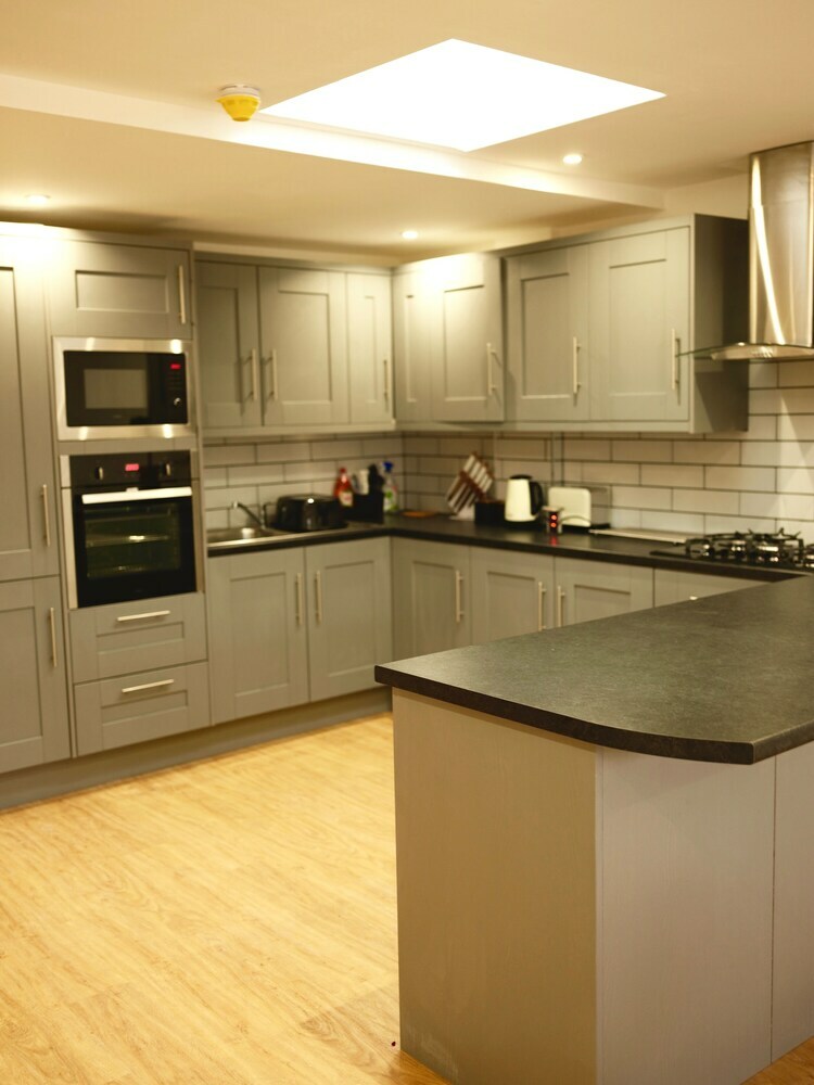 Fishponds Place 363a