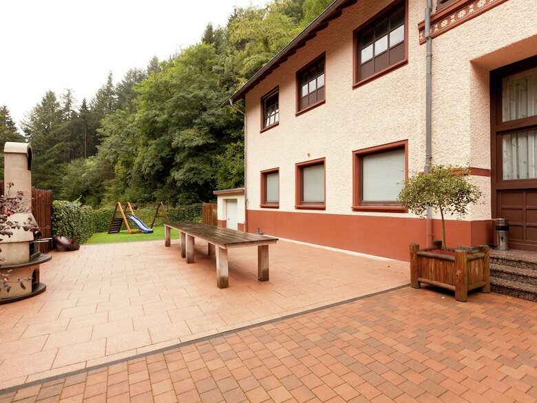 Modern Holiday Home In R�hl With Private Pool