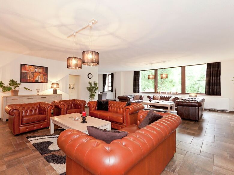 Modern Holiday Home In R�hl With Private Pool