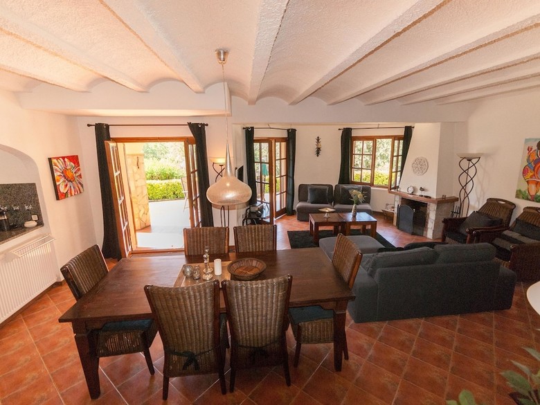 Exotic Villa In Calonge With Swimming Pool