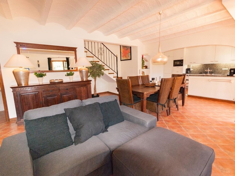 Exotic Villa In Calonge With Swimming Pool