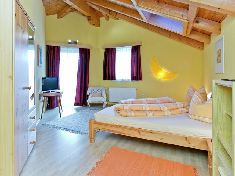 Luxury Villa With Private Terrace In Tarrenz