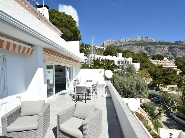 Fantastic Apartment In Altea With Swimming Pool