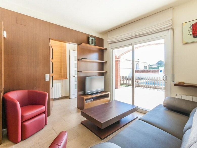 Holiday Home In L'escala With Private Swimming Pool