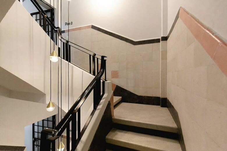 Art Deco & Modern Apt With Rooftop In Condesa!