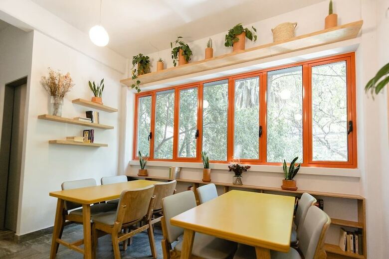 Art Deco & Modern Apt With Rooftop In Condesa!