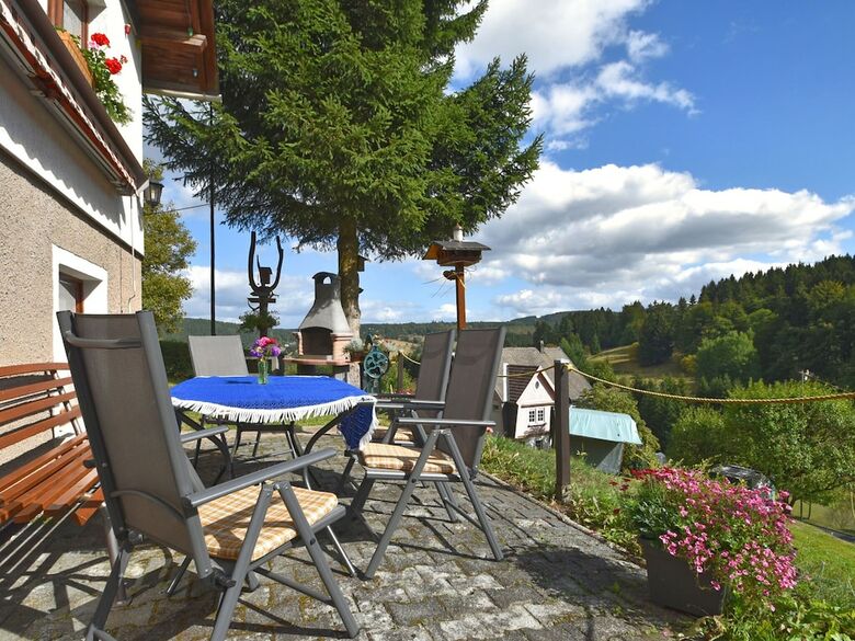Alluring Holiday Home In Stutzerbach Thuringia With Terrace