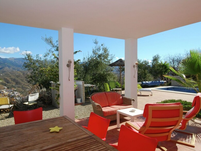 Detached Holiday Home, One-level, Comfortable And Cared For Interior