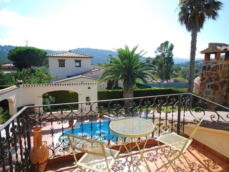 Peaceful Villa In Calonge Spain With Swimming Pool