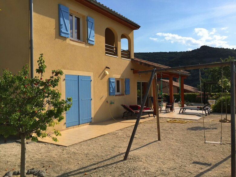 Luxurious Holiday Home In Sampzon With Private Terrace