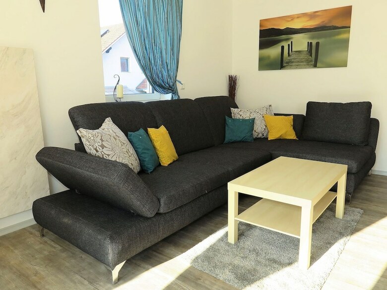 Spacious Holiday Home In Kleinwinklarn