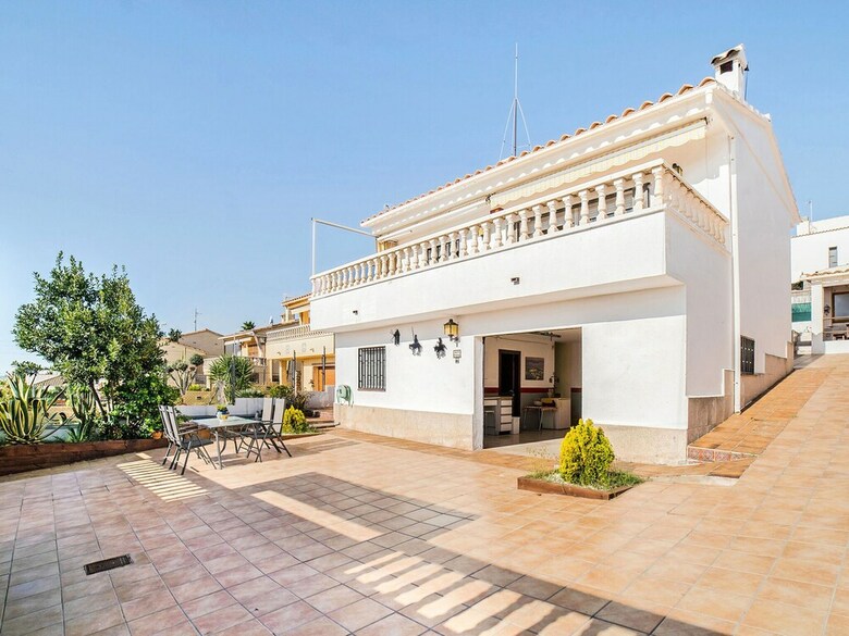 Stylish Holiday Home In El Mas Mel By The Forest