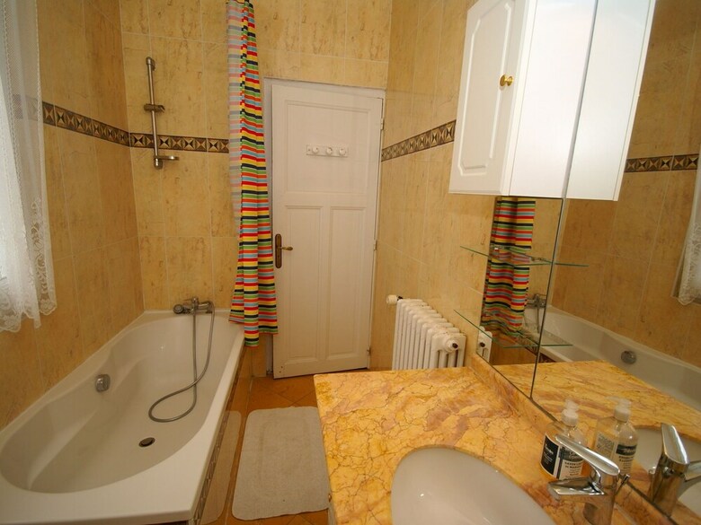 Lovely Child-friendly Villa In Bayeux