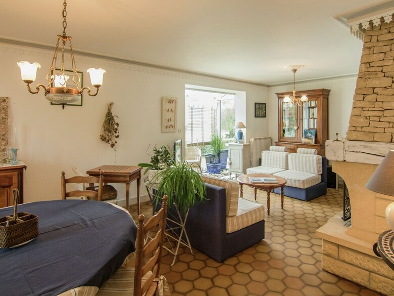 Cozy Villa In Saint-bonnet-la-rivi�re With Swimming Pool
