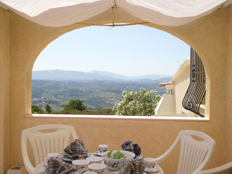 Lush Villa With Swimming Pool In Benitachell