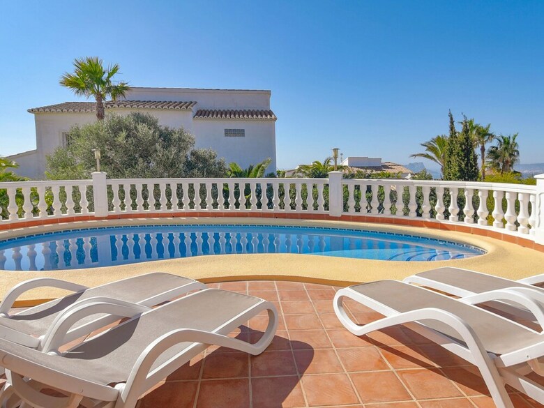 Lush Villa With Swimming Pool In Benitachell
