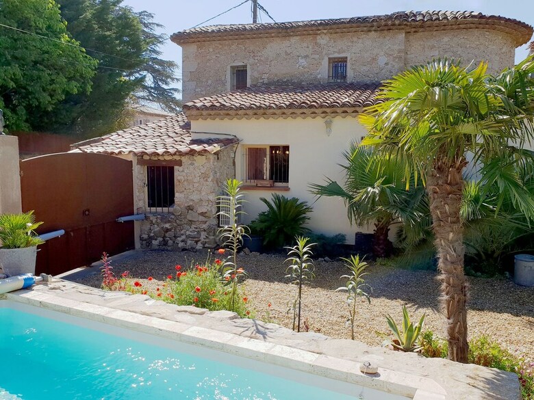 Quaint Holiday Home In Lorgues With Pool