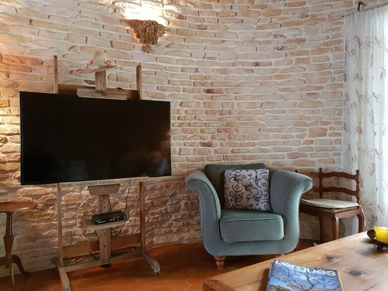 Quaint Holiday Home In Lorgues With Pool