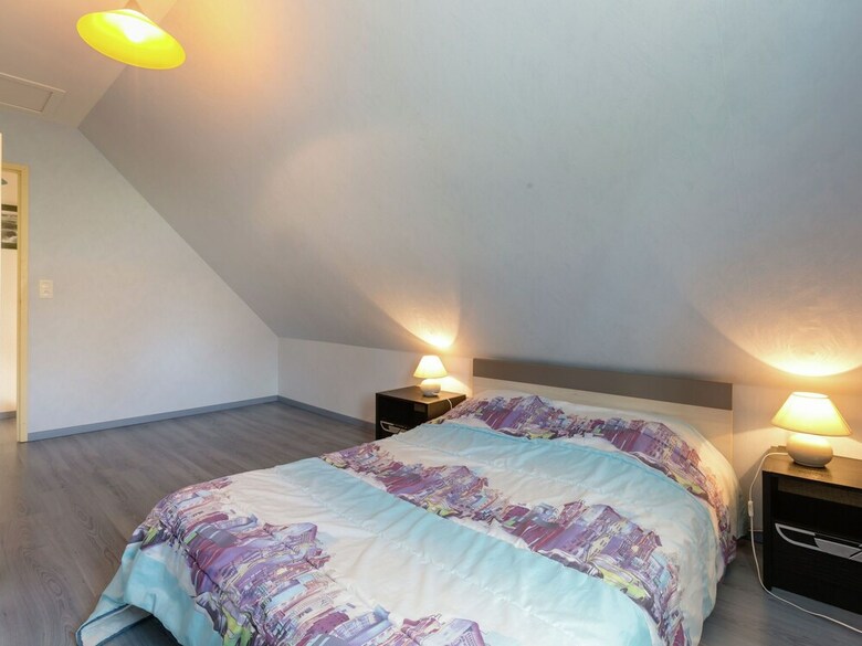 Lovely Holiday Home With Private Garden In Normandy