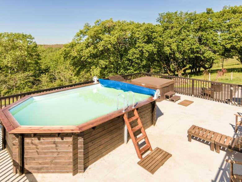Luxurious Cottage In Mayrac With Private Pool