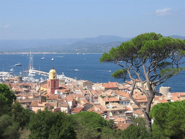 Plush Villa In Saint Tropez With Artistic Interiors & Pool