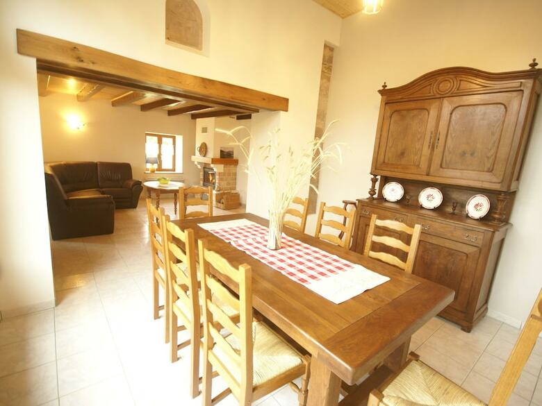 Spacious Holiday Home With Private Garden In Saint-bresson