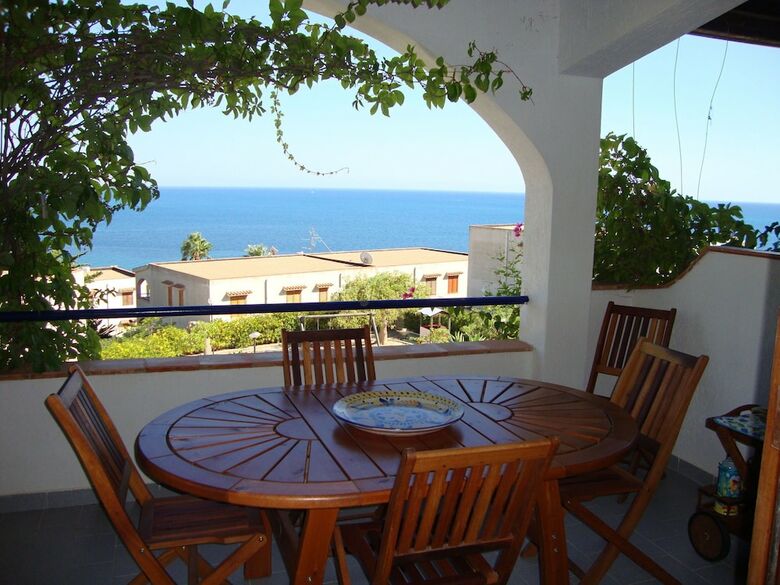Apartamento Holiday Home In Sciacca With Veranda, Terrace, Bbq, Storage