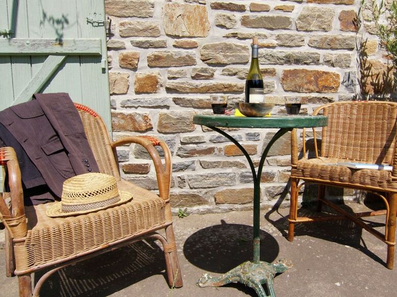 Charming Cottage In Ladignac-le-long With Garden