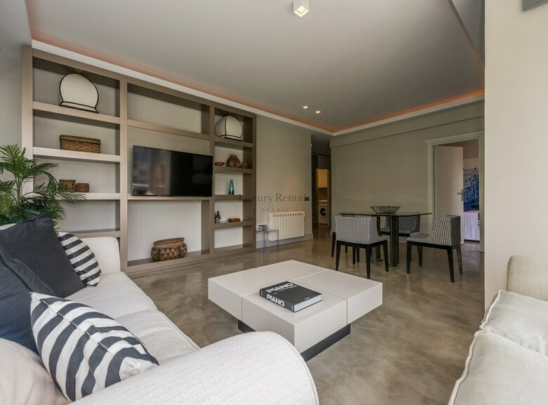 Apartamento Eurobuilding