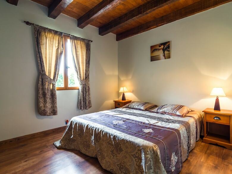 Quaint Holiday Home In Blanquefort-sur-briolance With Pool