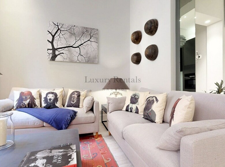 Apartamentos Palacio Real II