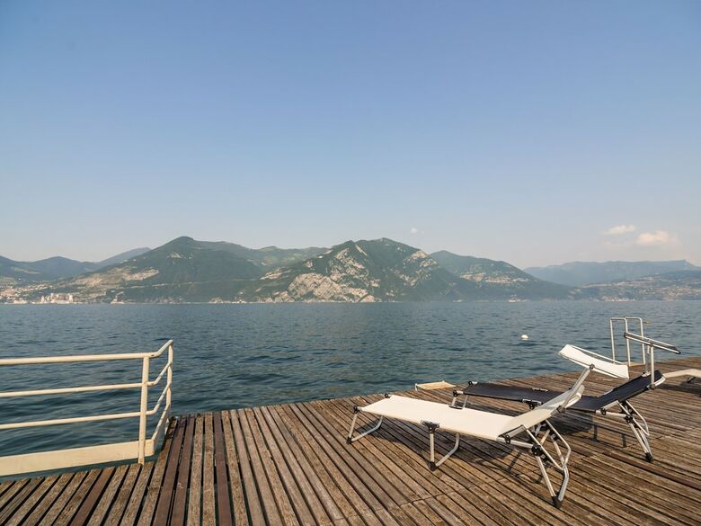 Luxurious Apartment In Marone Overlooking Lake Iseo
