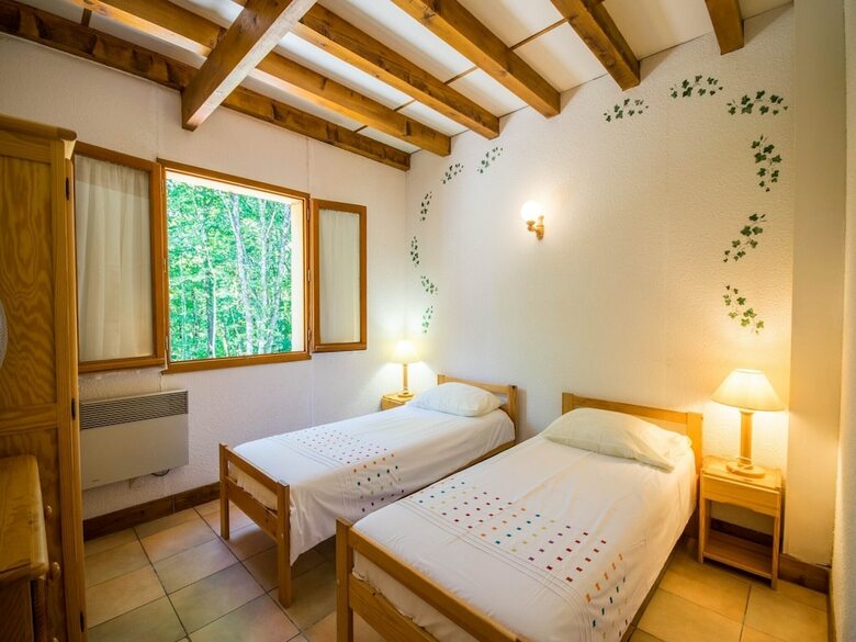 Cozy Villa In Saint-martin-le-redon With Private Pool