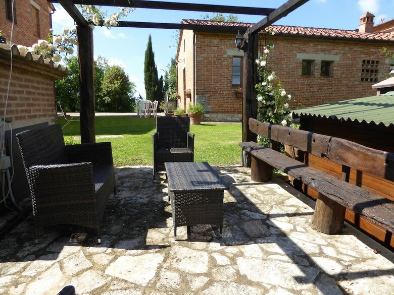 Exquisite Farmhouse In Tuscany With Swimming Pool