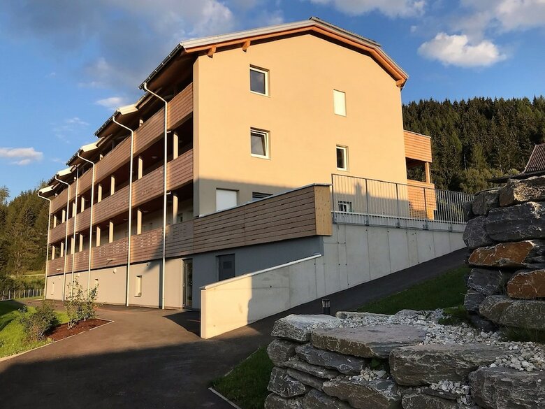 Modern Apartment In Tamsweg With Garden