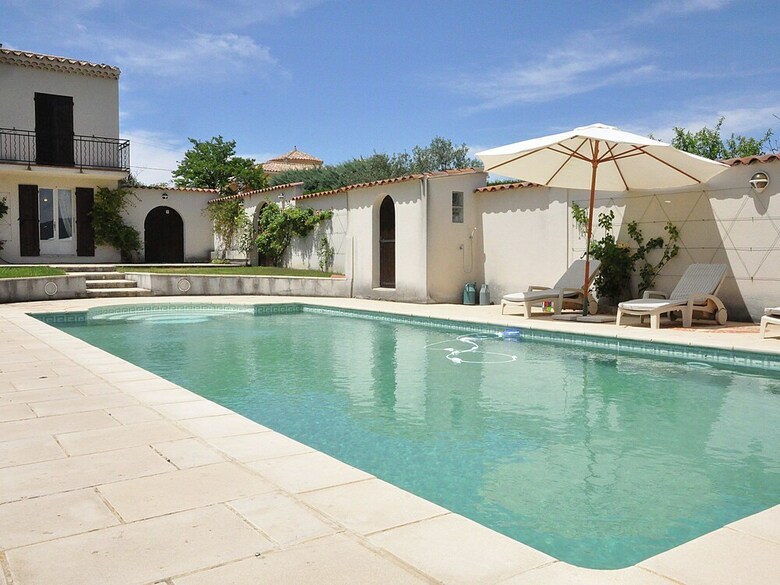 Villa With Private Pool And Splendid View On The Mont Ventoux