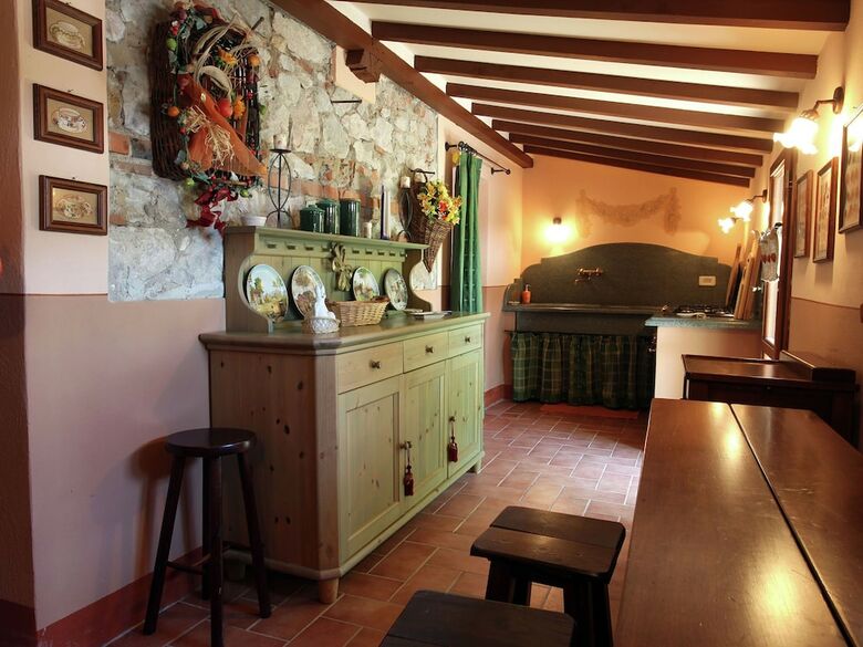 Authentic Villa With Swimming Pool In Grosseto