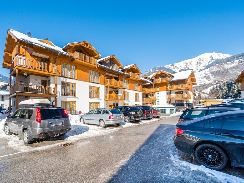 Modern Apartment In Rauris By The Forest