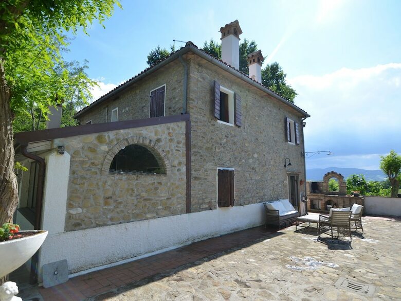 Beautiful Villa With Private Swimming Pool, Garden And Panoramic View 10+5