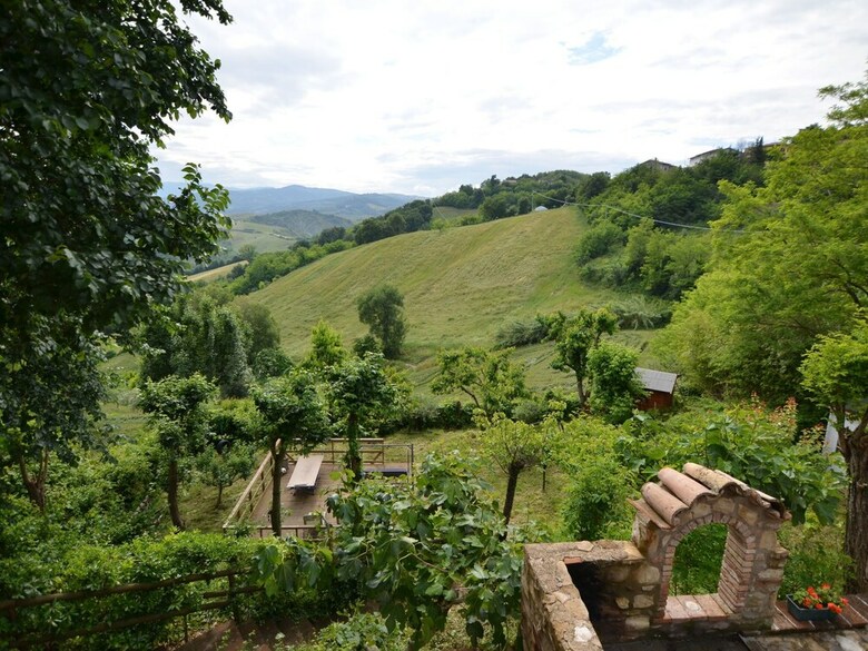 Beautiful Villa With Private Swimming Pool, Garden And Panoramic View 10+5