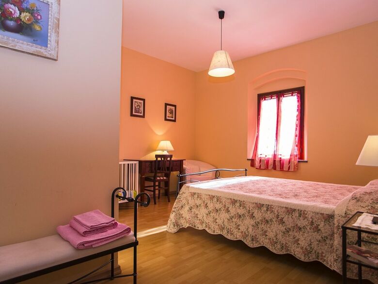 Modern Apartment In Larciano With Swimming Pool