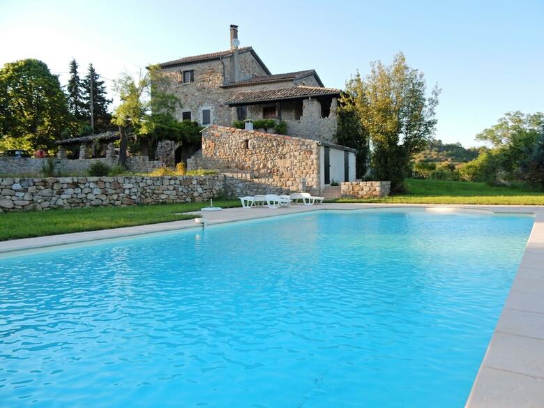 Restful Villa In Largenti�re With Swimming Pool
