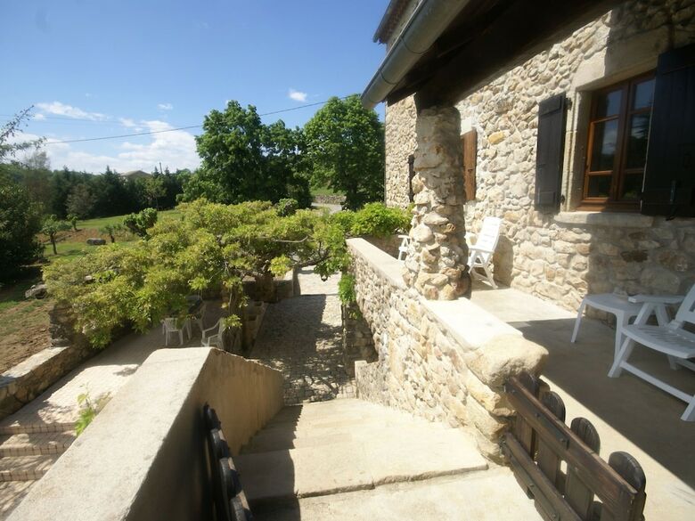 Restful Villa In Largenti�re With Swimming Pool